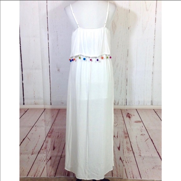 NWT White Pom Pom Trim Long Maxi Dress Size Medium - Picture 5 of 9